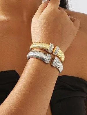 Elegance Gold Bangle Bracelet
