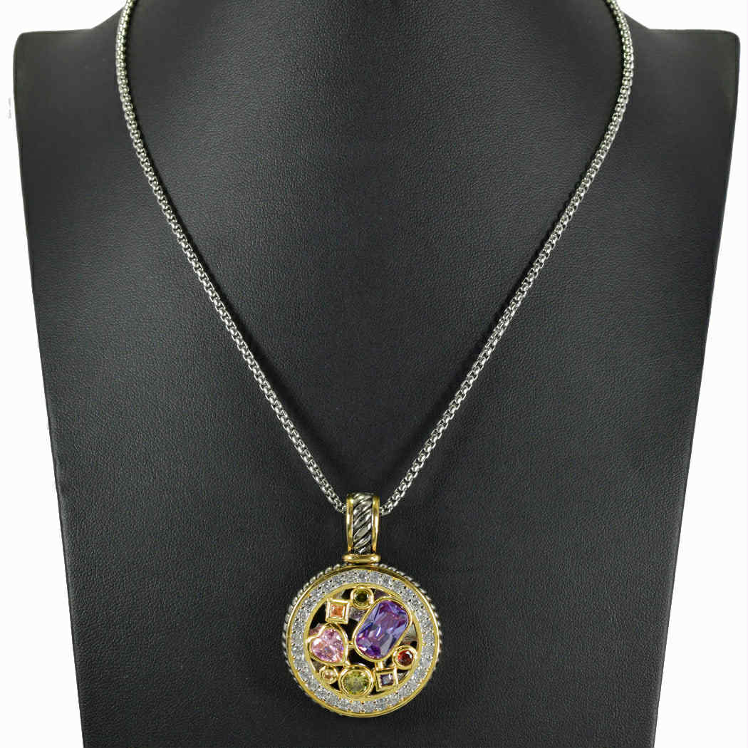 Circle Pendant Necklace with 8 Crystals